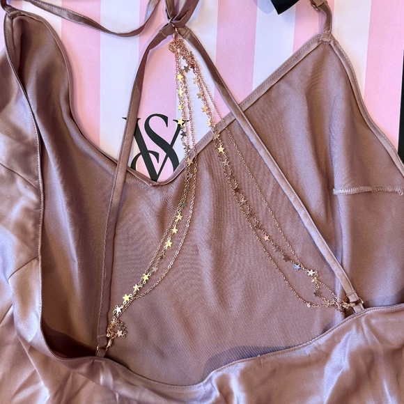 Victoria's Secret Very Sexy Starstruck Satin Chain Cami/Flutter Short Set NWT XL - Picture 5 of 6